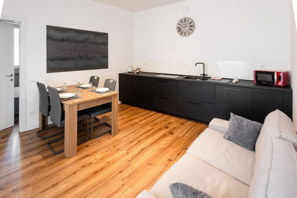 Gewiss Stadium Luxury Apartment With Terrace Bergamo Exteriör bild